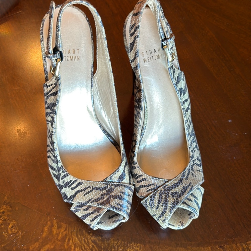 Stuart Weitzman Leather snakeskin print